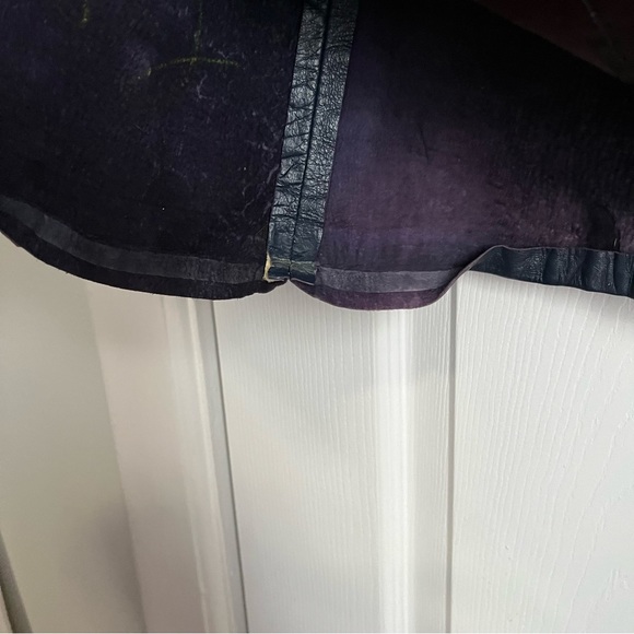 *VINTAGE C. 1970s NAVY BLUE LEATHER COAT - Picture 16 of 17